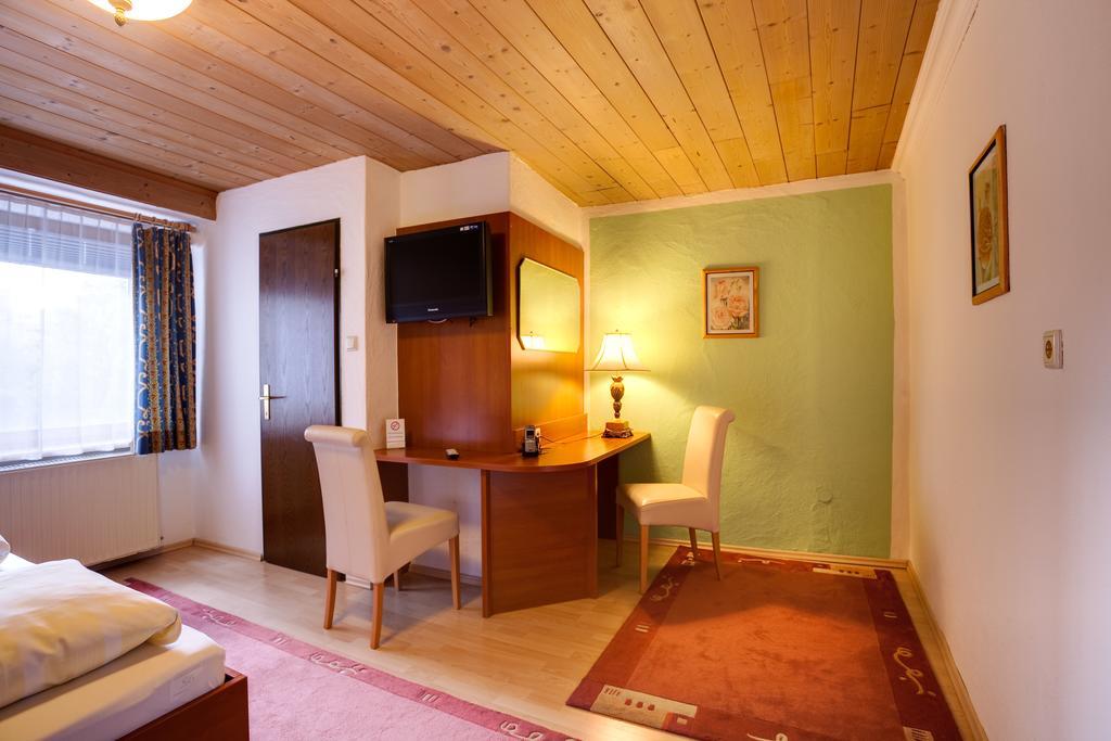 Cityhotel Schwarzer Baer Ίνσμπρουκ Δωμάτιο φωτογραφία