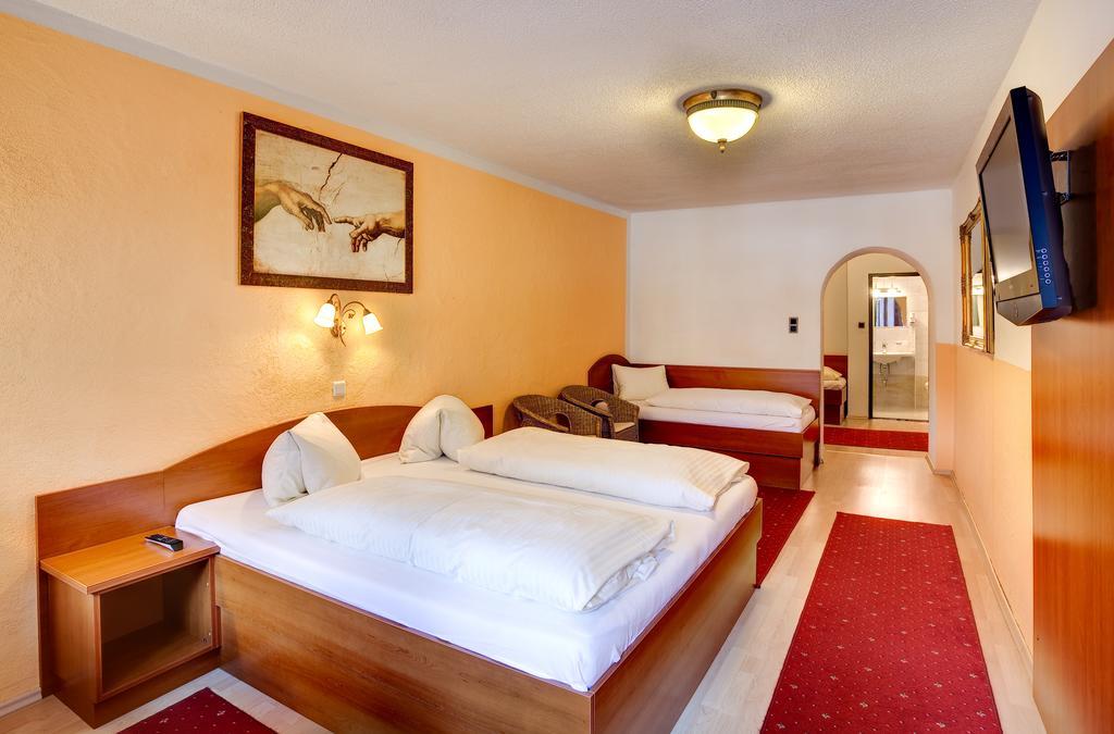 Cityhotel Schwarzer Baer Ίνσμπρουκ Δωμάτιο φωτογραφία